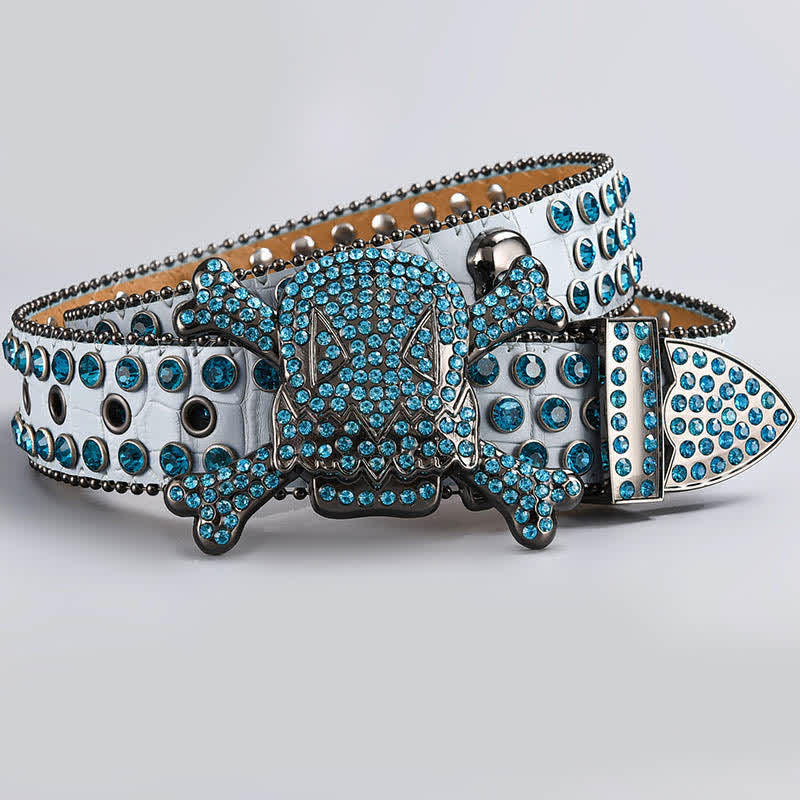 Ceinture en cuir cloutée avec strass et tête de mort