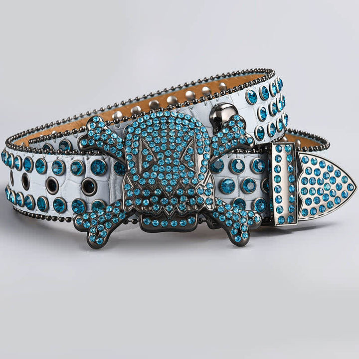 Ceinture en cuir cloutée avec strass et tête de mort