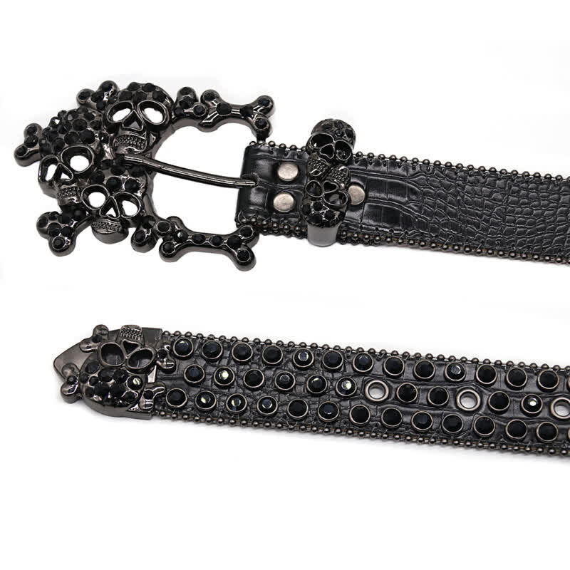 Ceinture en cuir cloutée avec boucle en forme de crâne noir et strass