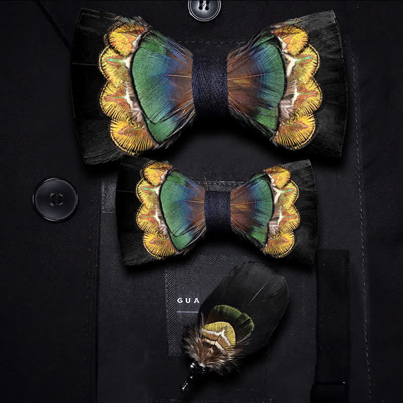 Nœud papillon à plumes noir et jaune-vert pour enfant avec épingle à revers