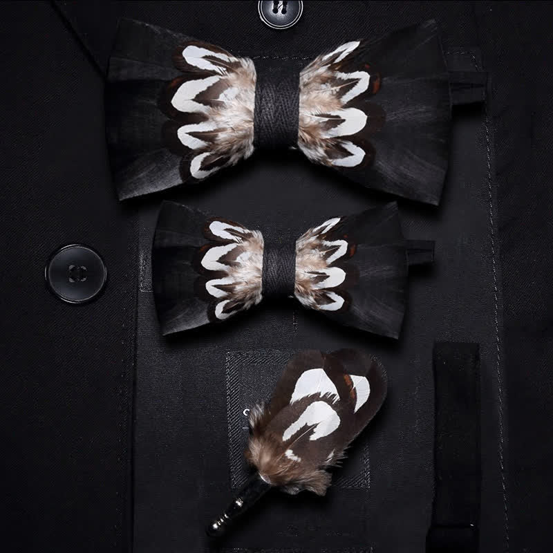 Nœud papillon à plumes noir et blanc avec épingle à revers