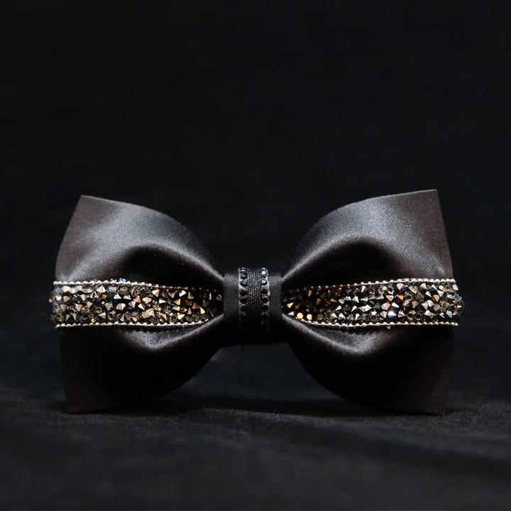 Nœud papillon pour homme avec strass noirs et motif Sea Of Stars