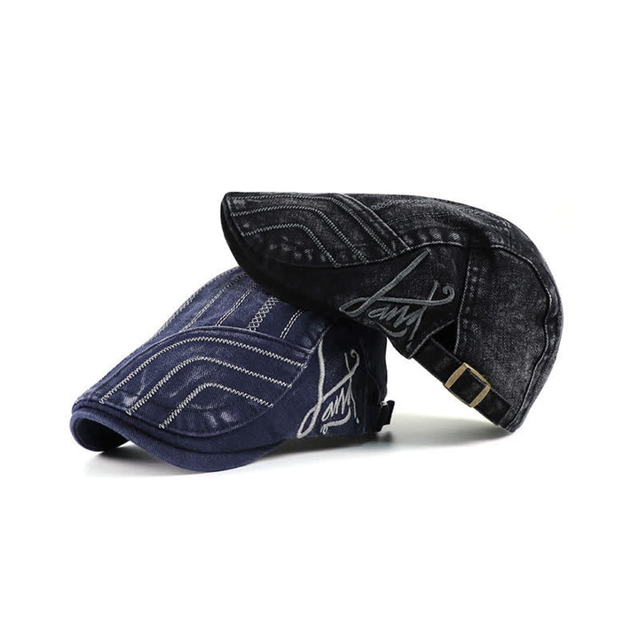 Béret plat à broderies vieillies en forme de bec de canard