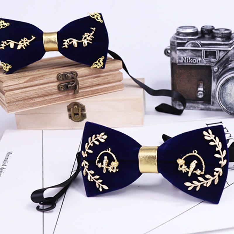 Nœud papillon pour homme avec appliques dorées et décoration en feuille de métal