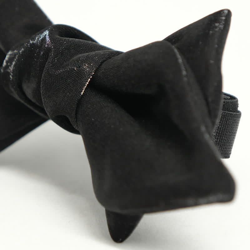 Nœud papillon noir brillant en forme de barbe ludique pour homme