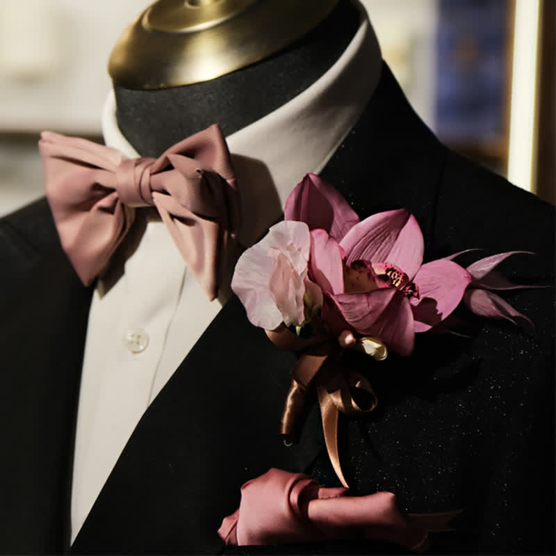 Ensemble de 3 nœuds papillon en queue de poisson avec broche et mouchoir rose fumé pour homme