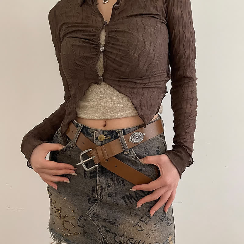 Ceinture en cuir avec décoration en métal et rivets conchos pour femme