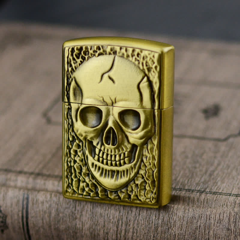 Briquet au butane rechargeable à motif tête de mort de grande taille