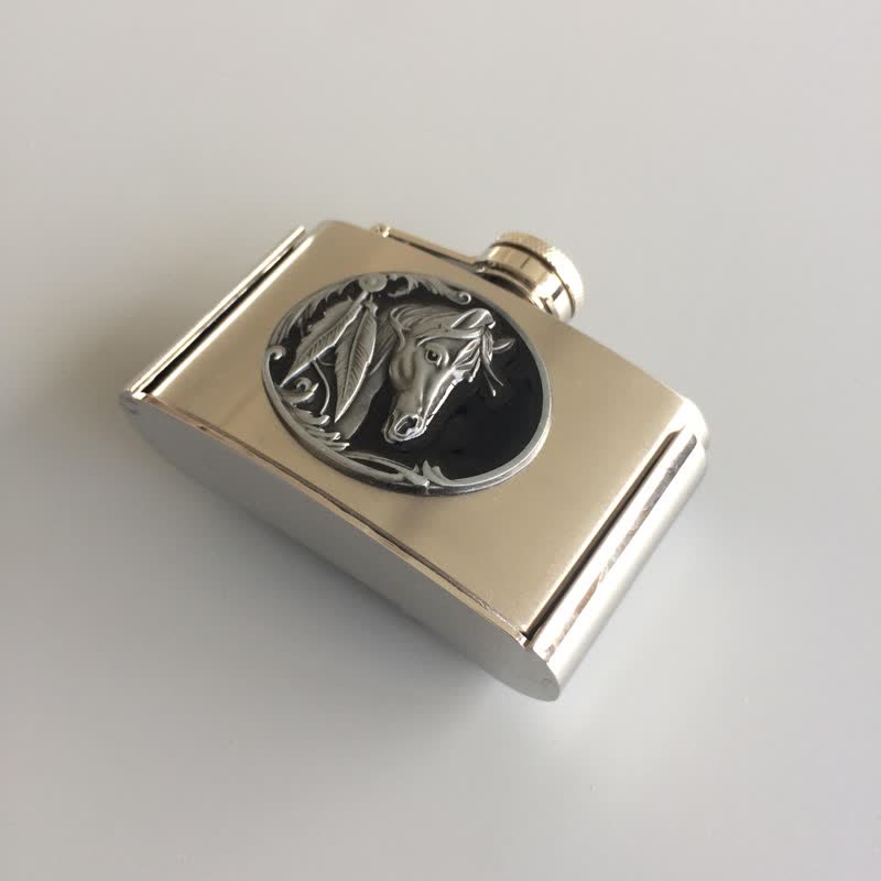 Ceinture en cuir à tête de cheval pour homme de 3 oz avec flasque cachée