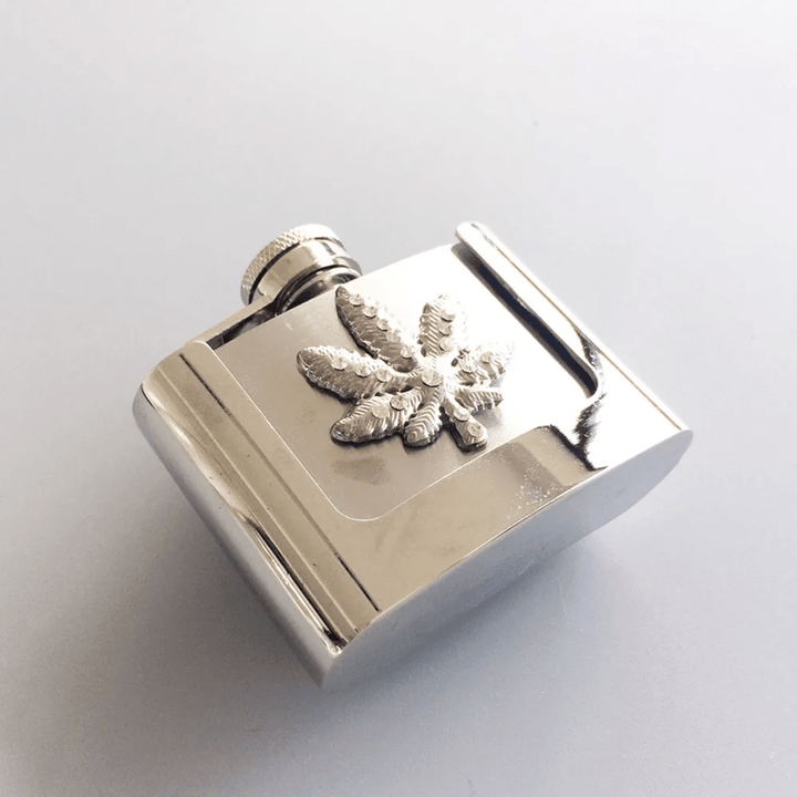 Ceinture en cuir à strass pour homme avec feuille d'érable et flasque cachée, 2 oz