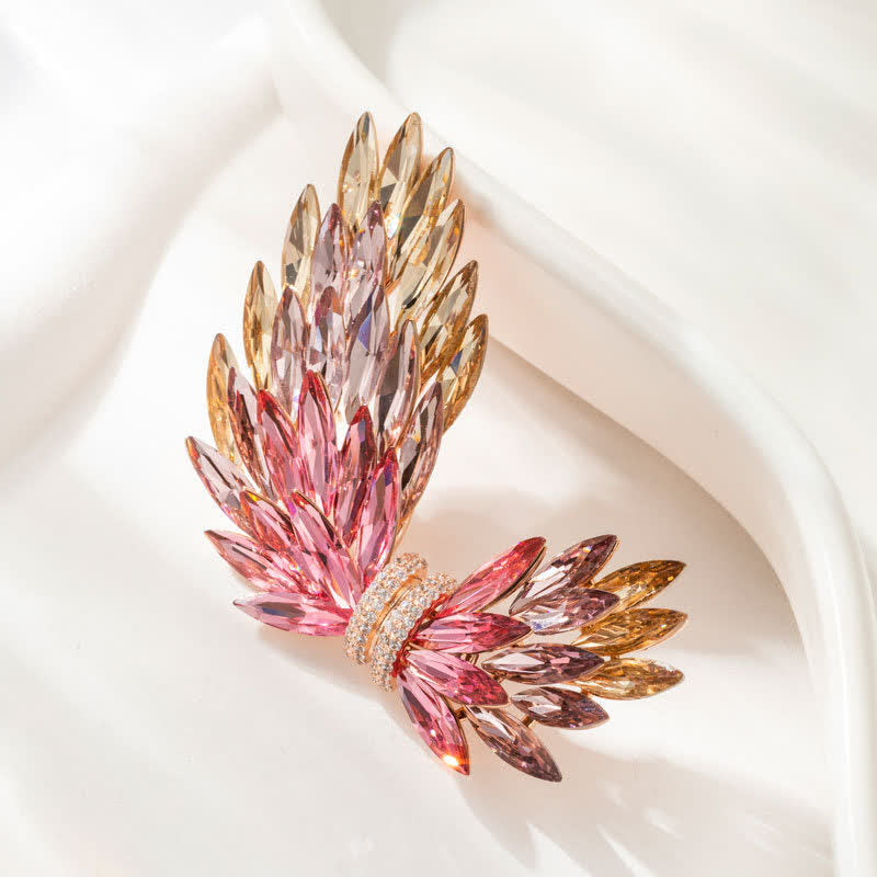 Broche élégante et luxueuse en forme d'ailes en zircon brillant pour femme