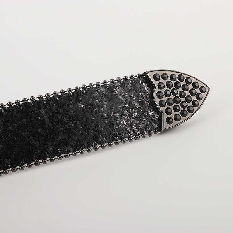 Ceinture en cuir avec rivets en forme de balle et boucle de crâne de dessin animé