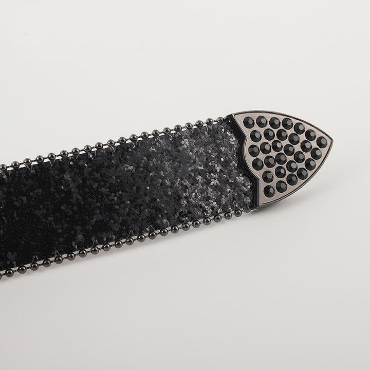 Ceinture en cuir avec rivets en forme de balle et boucle de crâne de dessin animé