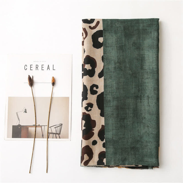 Écharpe fine et grande à imprimé léopard pour femme