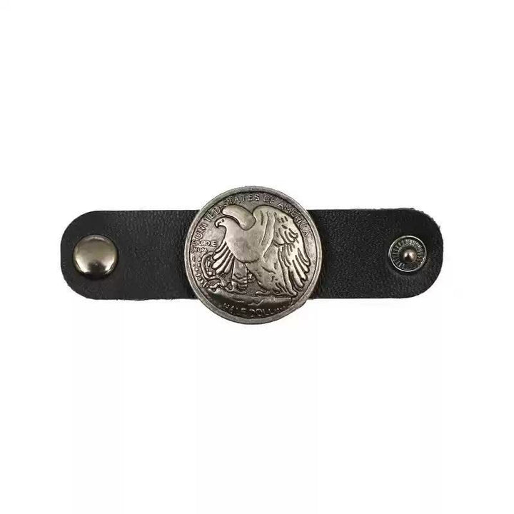 Boucle d'écharpe ronde en cuir sculpté décorative