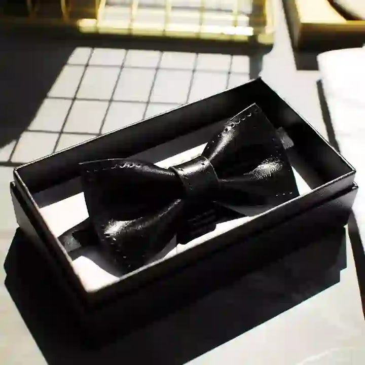 Noeud papillon en cuir tanné végétal noir cousu à la main pour homme