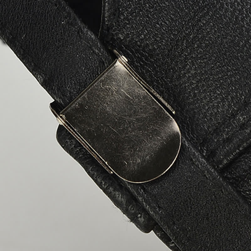 Béret en cuir de vachette à lacets latéraux