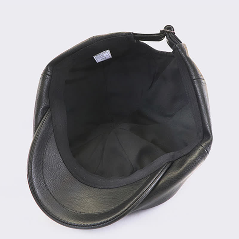 Béret en cuir de style rétro avec couture