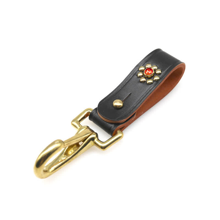 Porte-clés en cuir avec clip de ceinture en laiton clouté et rivets