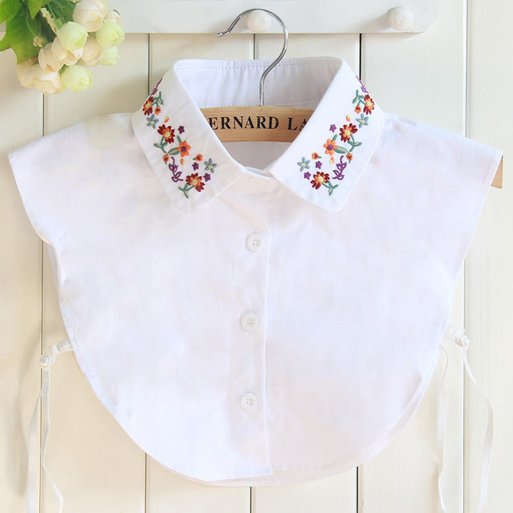 Chemise à revers amovible avec faux col brodé de fleurs
