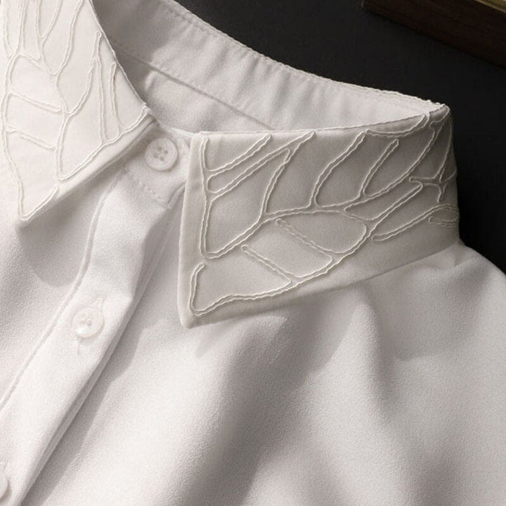 Chemisier demi-chemise amovible à faux col et broderie florale