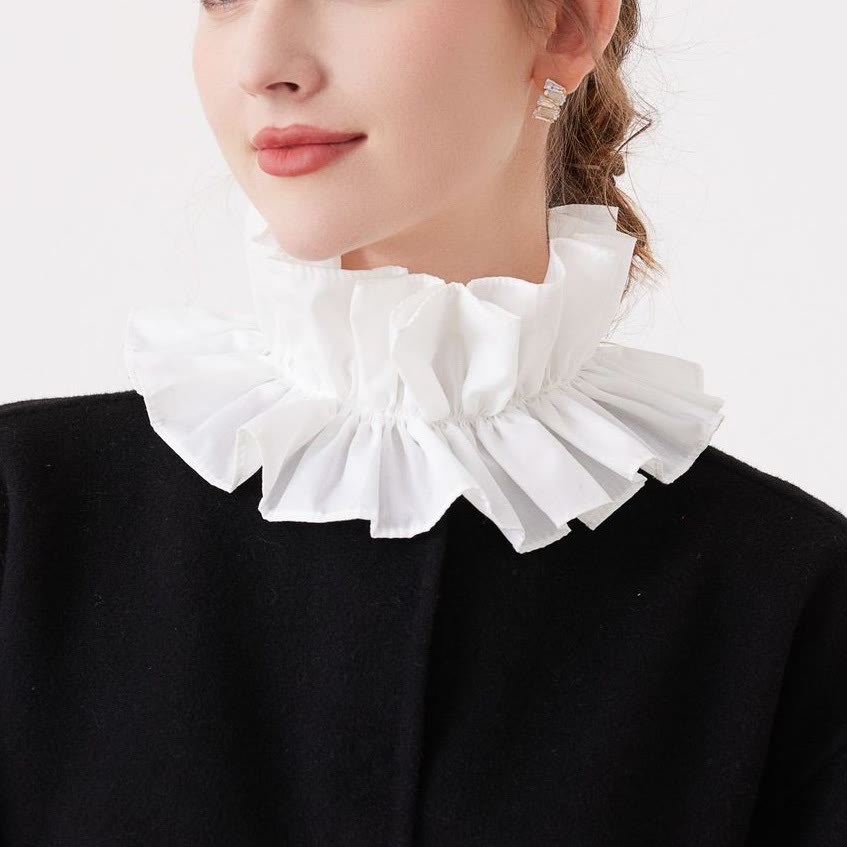 Chemise à col plissé et faux col amovible