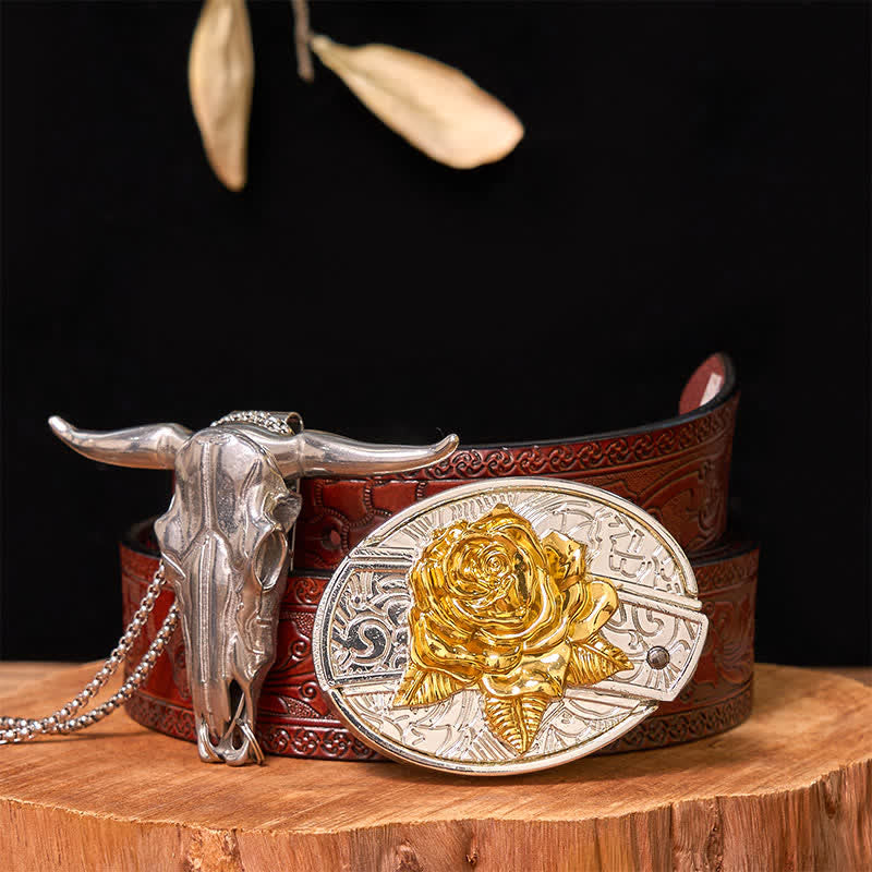 Ensemble de pendentifs en forme de taureau à longues cornes, avec boucle de ceinture et couteau caché, en or et en argent