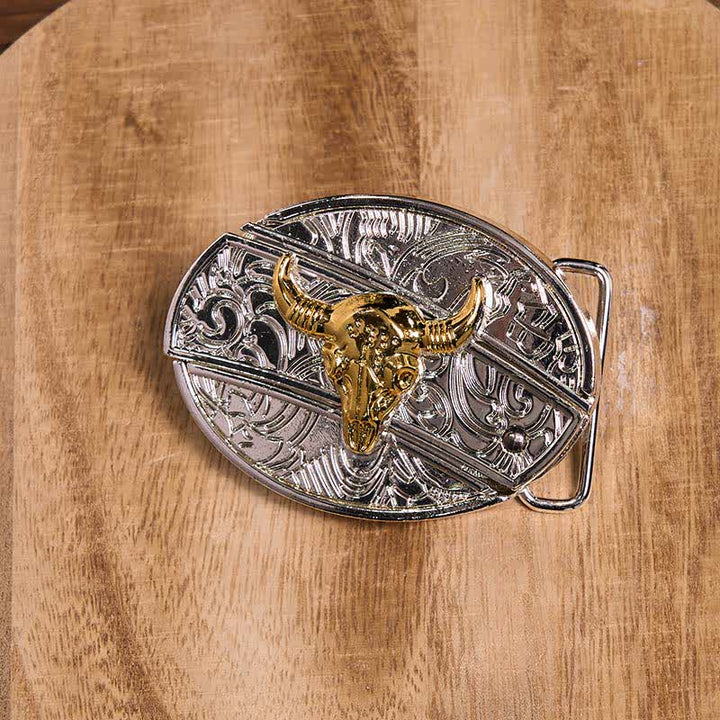 Ensemble de pendentifs en forme de taureau à longues cornes, avec boucle de ceinture et couteau caché, en or et en argent