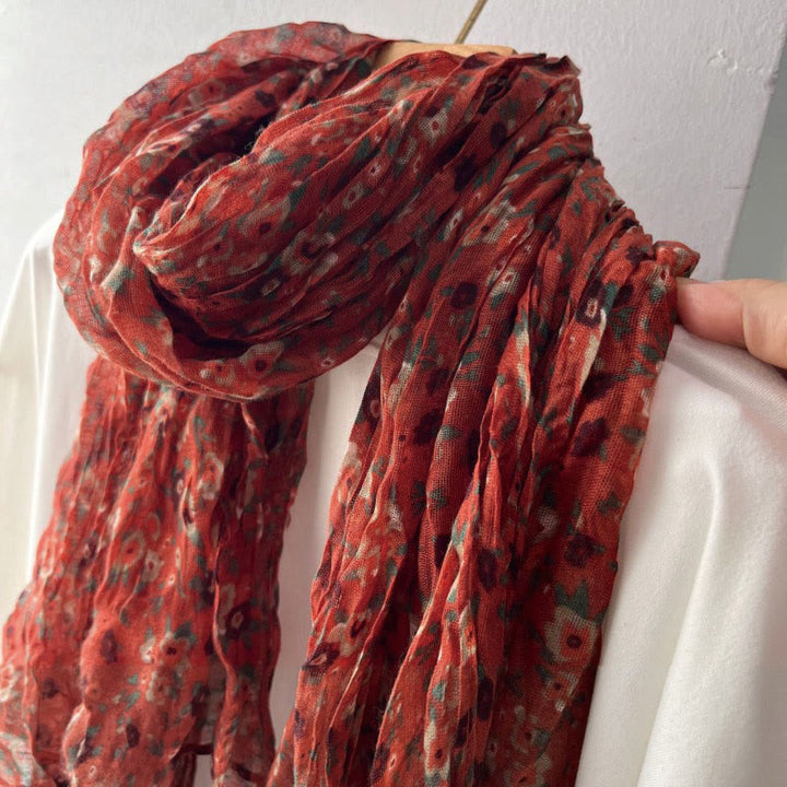 Écharpe douce plissée à motif floral pour femme