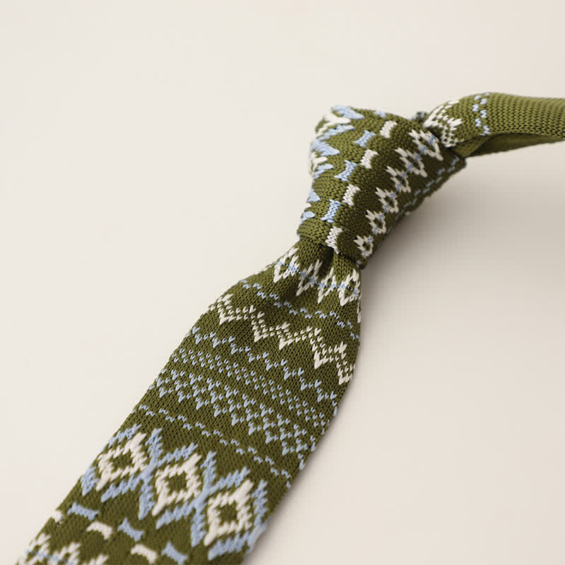 Cravate tricotée à pois et flocons de neige pour homme