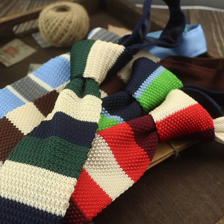 Cravate tricotée à rayures et à motifs de blocs de couleurs pour hommes