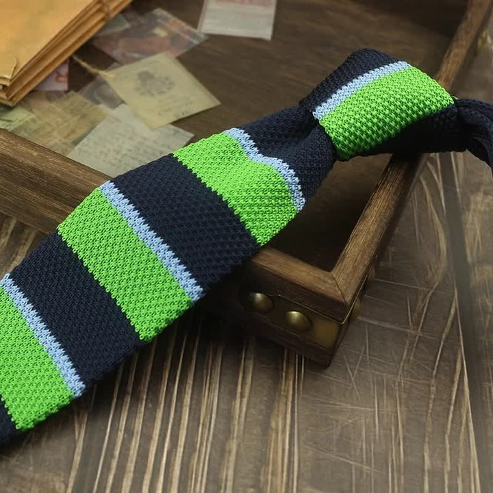 Cravate tricotée à rayures et à motifs de blocs de couleurs pour hommes