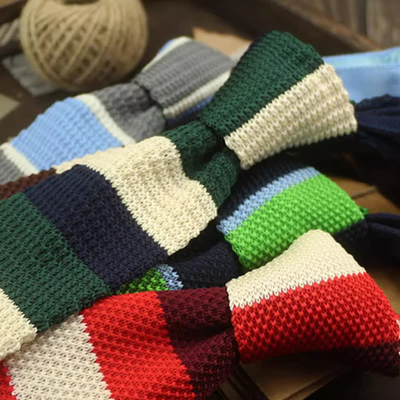 Cravate tricotée à rayures et à motifs de blocs de couleurs pour hommes