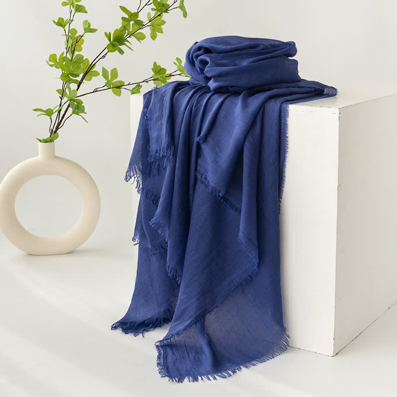 Écharpe d'été fine et douce à pompons courts de couleur unie