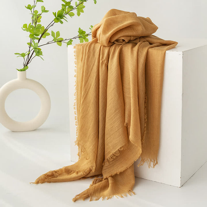 Écharpe d'été fine et douce à pompons courts de couleur unie