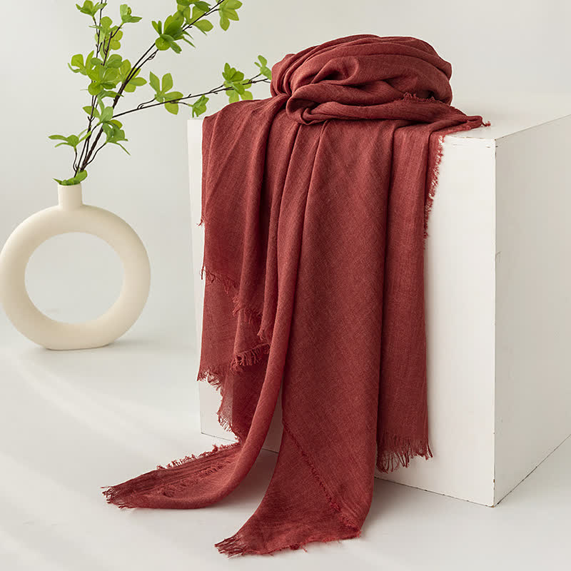Écharpe d'été fine et douce à pompons courts de couleur unie