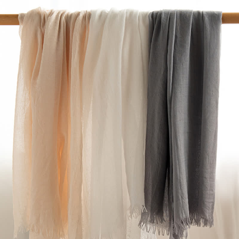 Écharpe d'été fine et douce à pompons courts de couleur unie