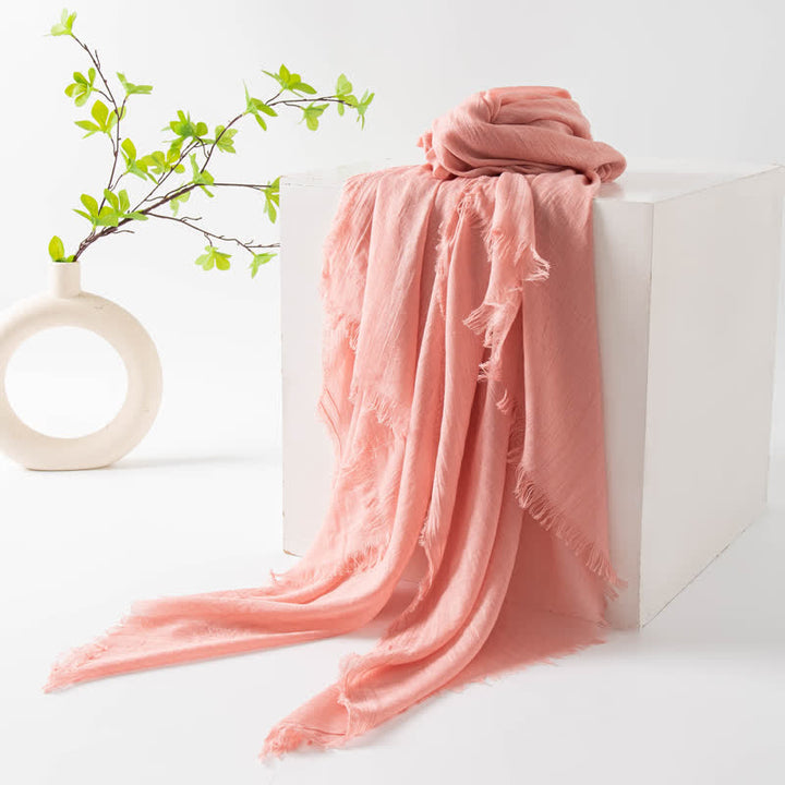 Écharpe d'été fine et douce à pompons courts de couleur unie