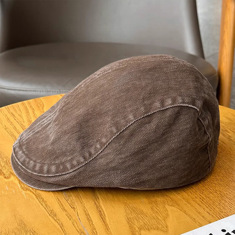 Casquette plate en denim délavé à la mode