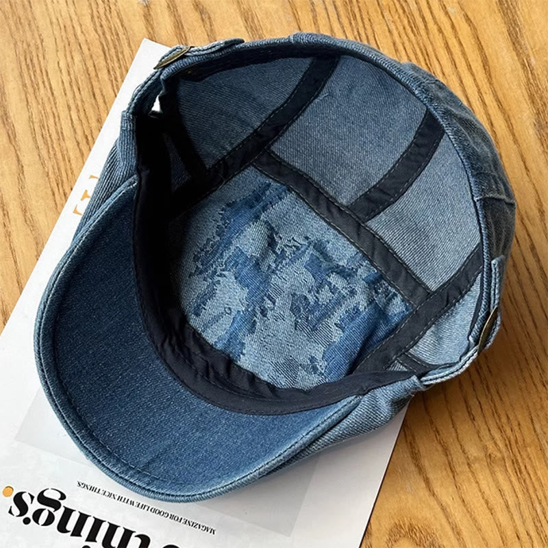 Casquette plate en jean délavé déchiré