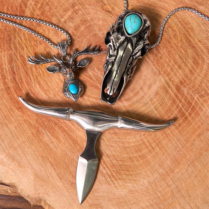 Ensemble de colliers et pendentifs en forme de tête d'élan turquoise avec taureau à longues cornes