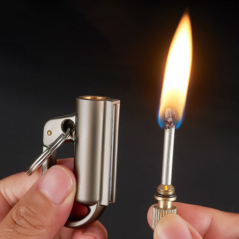 Briquet à kérosène coupe-vent portable avec porte-clés et allume-cigare