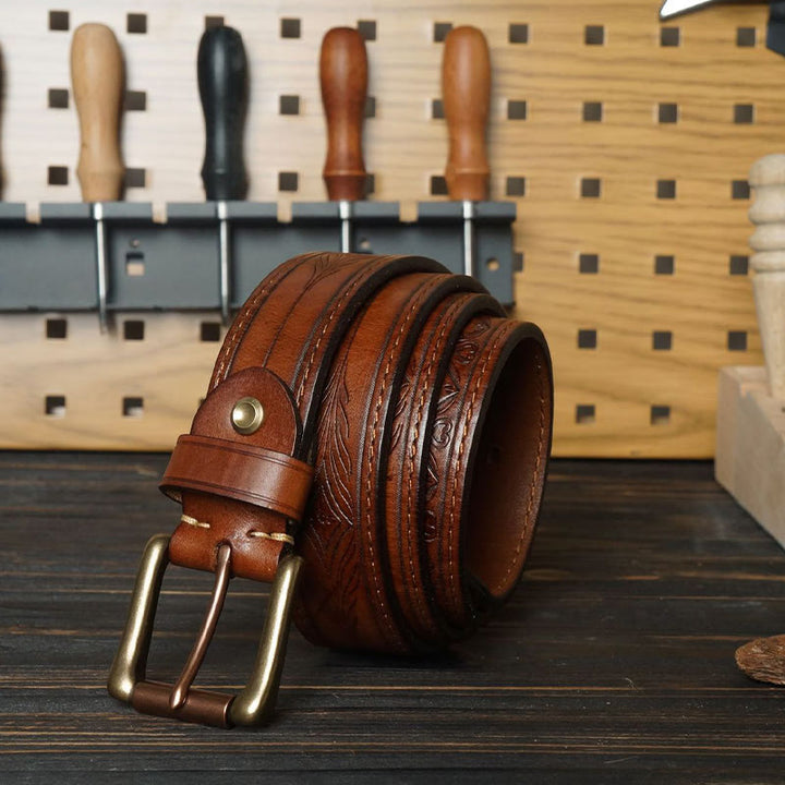 Ceinture en cuir à motif floral en relief avec boucle en laiton massif