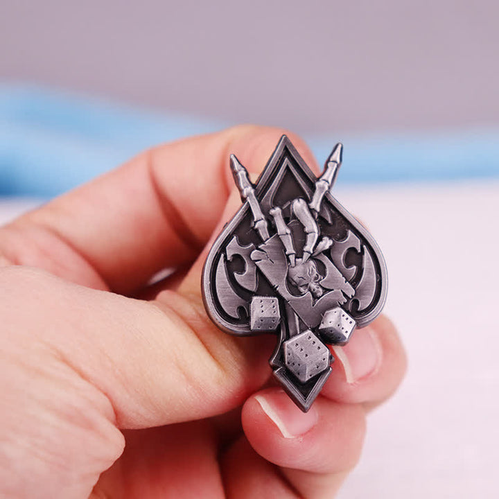 Broche As de pique Crâne Squelette Main de diable Cornes
