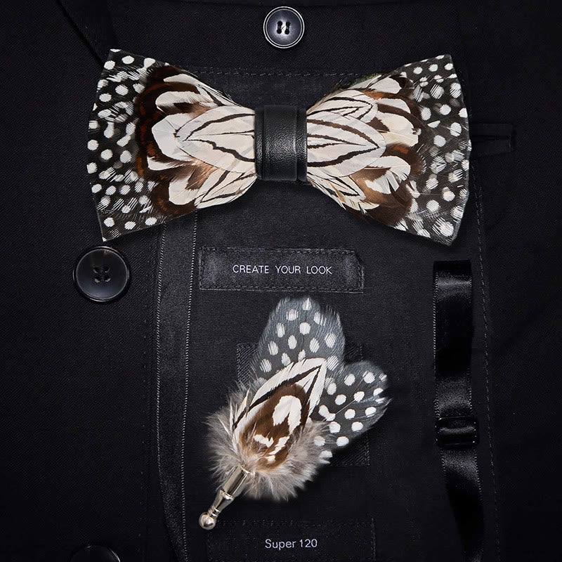 Nœud papillon en plumes de hibou noir et blanc avec épingle à revers