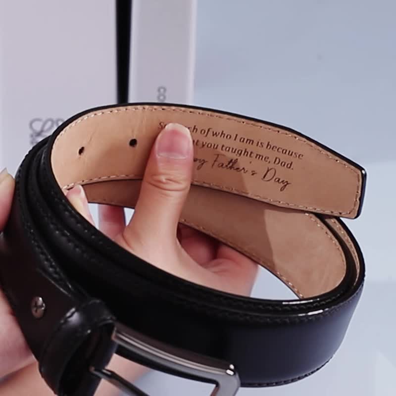 Ceinture en cuir personnalisée simple avec pointe gravée