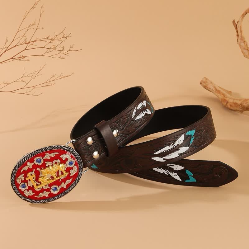 Ceinture en cuir marron avec boucle rouge et plumes de cheval en croix priant - image 2