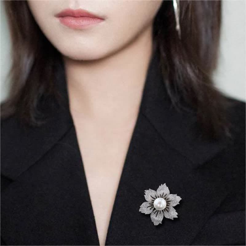 Broche Bauhinia de luxe en perles brillantes pour femme