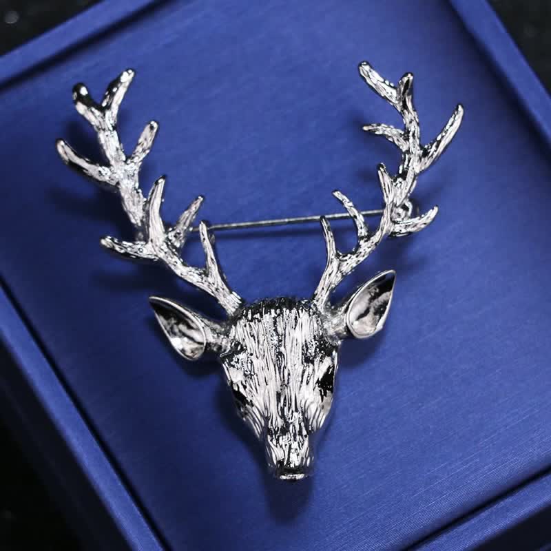 Broche tête de cerf en bois de cerf pour homme