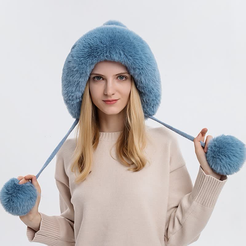 Bonnet tricoté chaud et épais à trois pompons pour femme